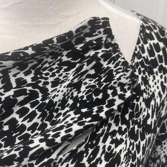 Abercrombie & Fitch XS Black & White Tunic Top - Picture 7 of 8